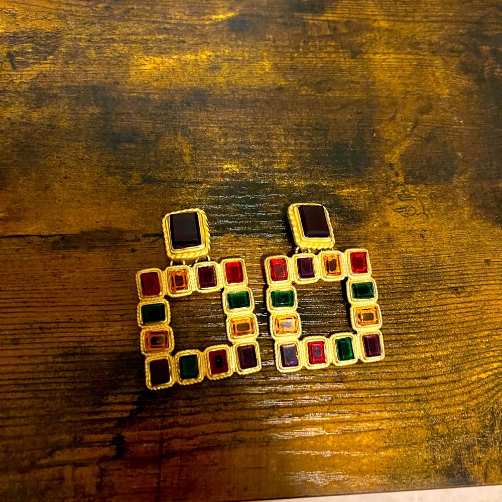 Zara Earrings.